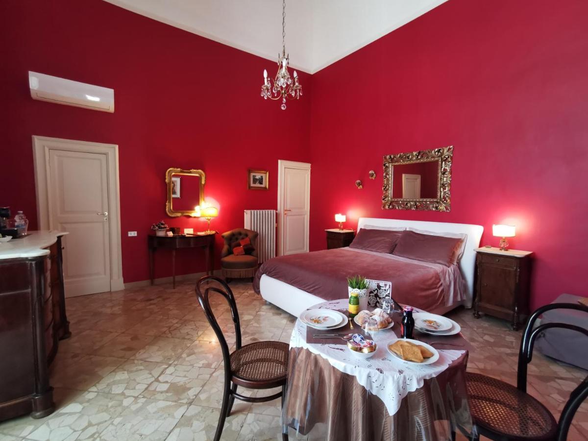 Chez Moi Charme B&B Lecce Kültér fotó